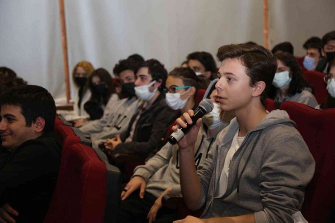 Rektör Hülagü, Öğrencilere Tecrübelerini Aktardı