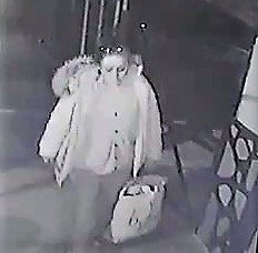 Yaşlıları Uyutup Soyan Kadın Battaniyenin İçinden Çıktı