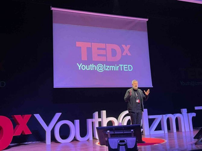 Başarılı İsimler “Kesişmeler” Teması İle Gençlere İlham Oldu