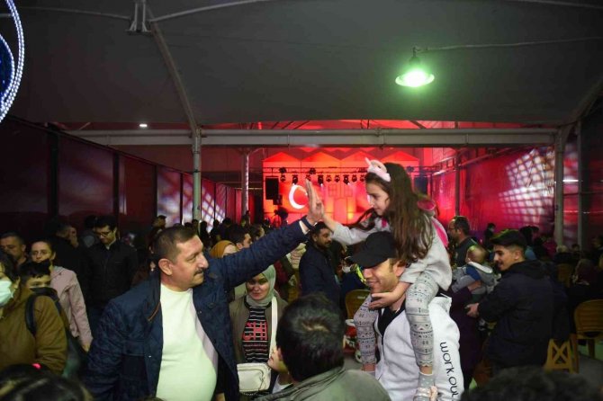 Kastamonu Belediyesi’nin Ramazan Etkinliğine Yoğun İlgi