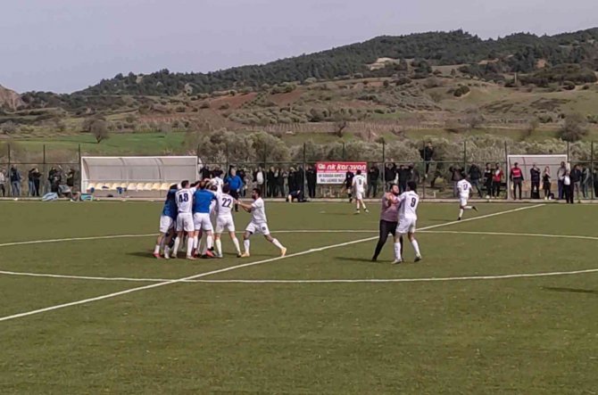 Manisa’da Oynanan Amatör Maçta Kavga