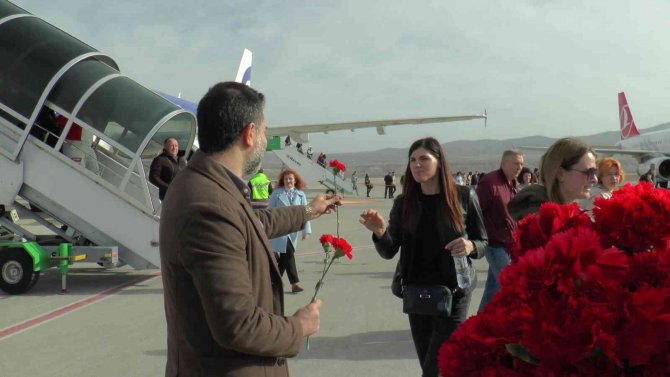 Moldova’dan Kapadokya’ya Uçak Seferi Başladı