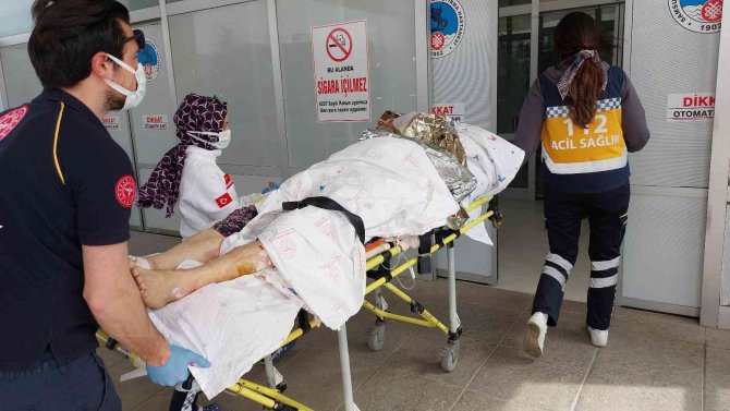 Yaşlı Adam Yaktığı Ateşin İçine Düşerek Ağır Yaralandı