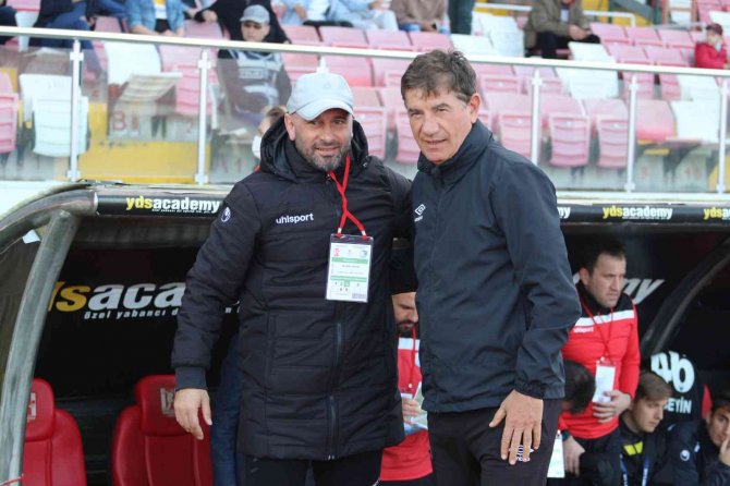 Spor Toto 1. Lig: Balıkesirspor: 1 - Bb Erzurumspor: 5