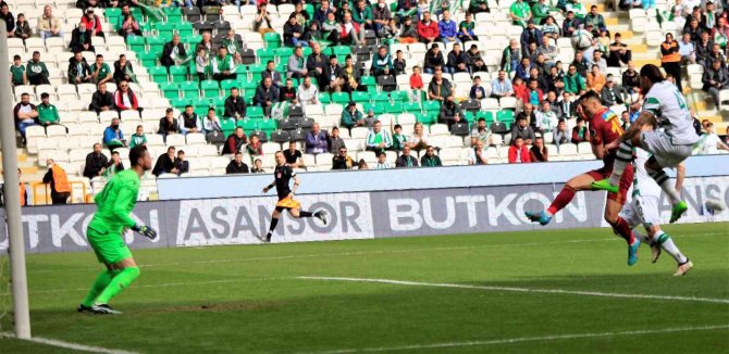 Spor Toto Süper Lig: Konyaspor: 2 - Göztepe: 0 (İ̇lk Yarı)
