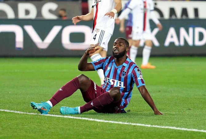 Spor Toto Süper Lig: Trabzonspor: 0 - Beşiktaş: 0 (İ̇lk Yarı)