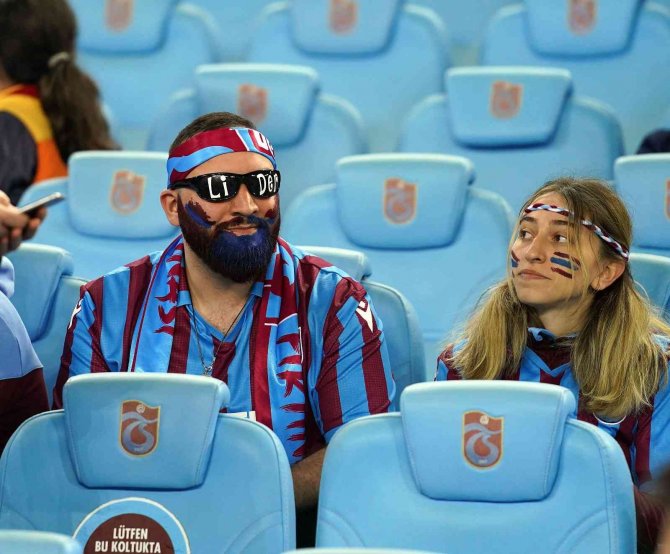 Spor Toto Süper Lig: Trabzonspor: 0 - Beşiktaş: 0 (Maç Devam Ediyor)