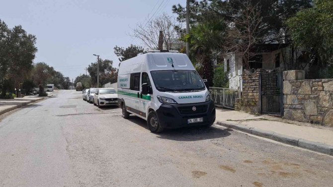 Telefonla Ulaşılamayan Yaşlı Kadın Evinde Ölü Bulundu