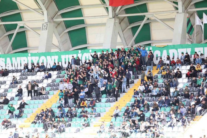 Tff 2. Lig: Akhisarspor: 0 - Karacabey Belediyespor: 6