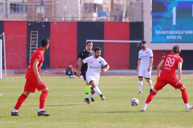 Tff 2. Lig: Vanspor Fk: 1 - Etimesgut Belediyespor: 2