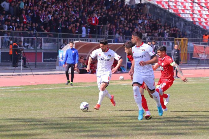Tff 2. Lig: Vanspor Fk: 1 - Etimesgut Belediyespor: 2