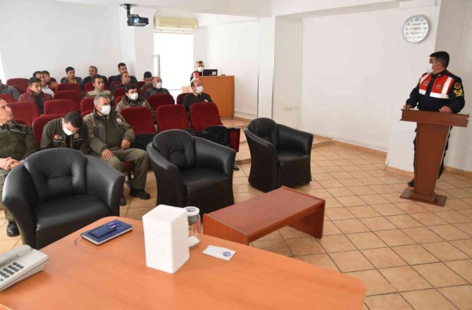 Jandarmadan Ormancılara Yangın Ve Kriminal Eğitimi