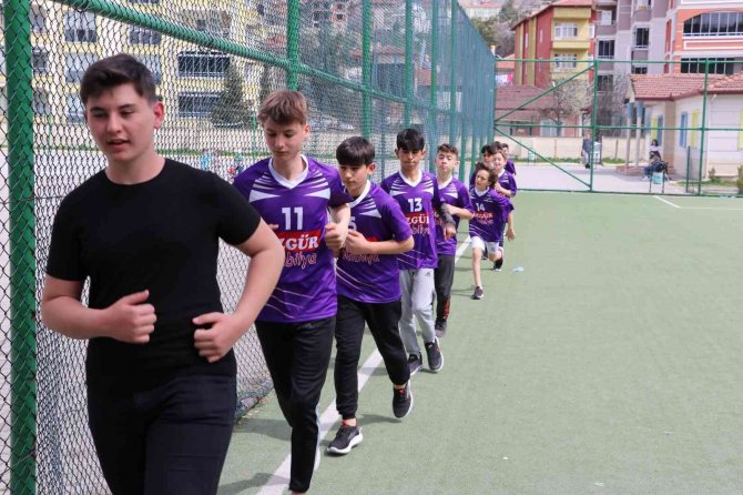 Atletizmde 8 Yıldır Şampiyonluğu Kaptırmıyorlar