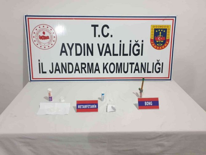 1 Haftada 1 Kilo Uyuşturucu Ele Geçirildi