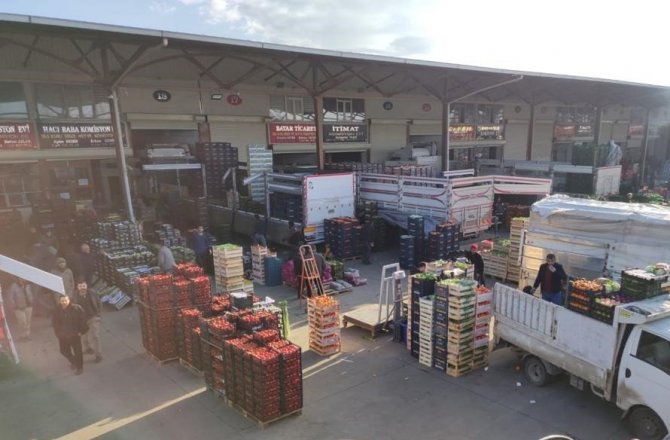 Batman Haline Bir Yılda 162 Bin 126 Tonluk Meyve Ve Sebze Girdi