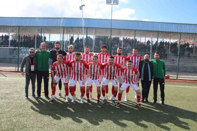 Söğütspor İle Bilecikspor Golsüz Berabere Kaldı