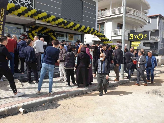 Yeşil Sahada Başlayan Dostluk İş Dünyasına Taşındı