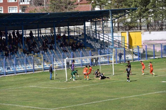 Bozüyük Vitraspor: 1 Tki̇ Tavşanlı Spor:2