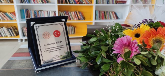 Bilecikli Yazarın Okuduğu Kitaplarla Kütüphane Açıldı