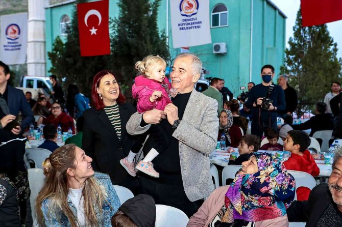 Büyükşehir Denizlilileri Mahalle İftarlarında Buluşturuyor