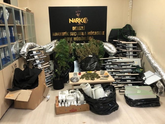 Uyuşturucu Taciri 26 Kişi Tutuklandı