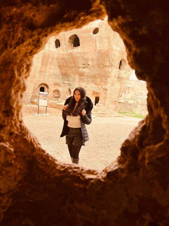 Turizm Elçisi Korzay, Doğunun Efes’i Olarak Anılan Dara Antik Kenti Tanıttı