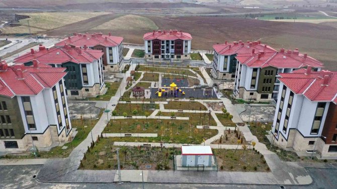 Elazığ’da 222 Depremzede Evlerine Kavuştu