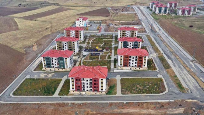 Elazığ’da 222 Depremzede Evlerine Kavuştu
