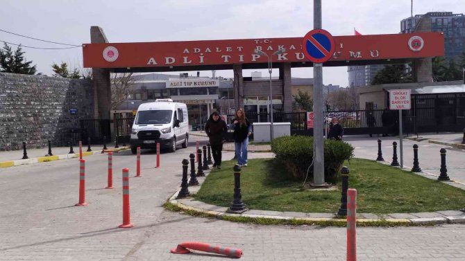 Sokak Ortasında Vurulan Genç Kızın Cenazesi Adli Tıp Kurumu’ndan Alındı