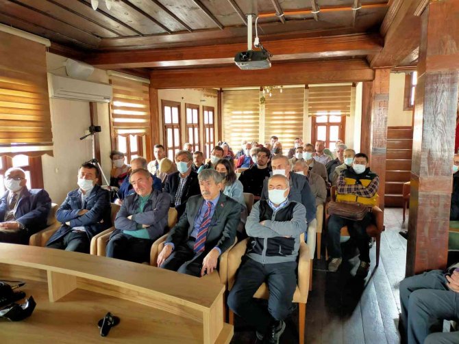 Prof. Dr. Kutlu Selefilik Tehlikesine Dikkat Çekti