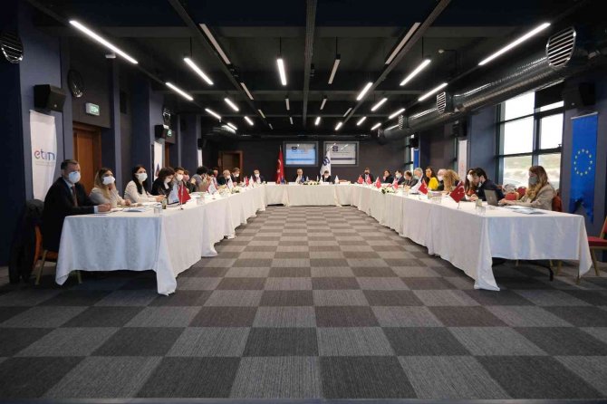 Küpeli: “Kobi̇’lerimizin Ve Sanayimizin Rekabet Gücünü Artıracağız”