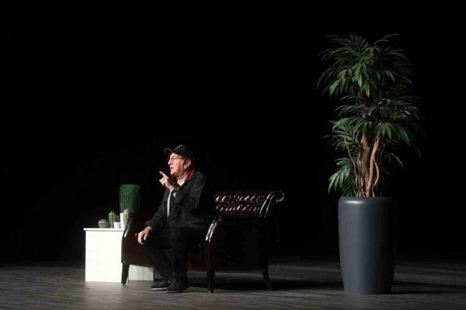 Tiyatro Festivali Ali Poyrazoğlu İle Sona Erdi
