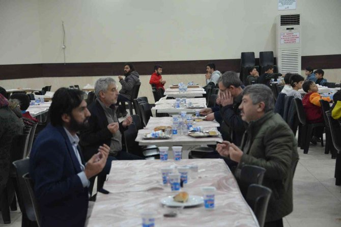 Gediz Belediyesi’nden İftar Çadırı