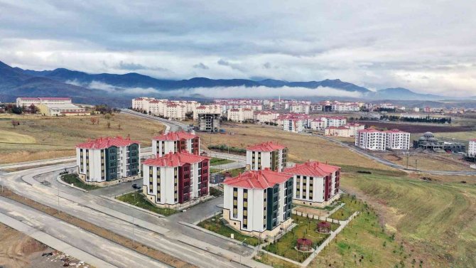 Elazığ’da 222 Depremzede Evlerine Kavuştu