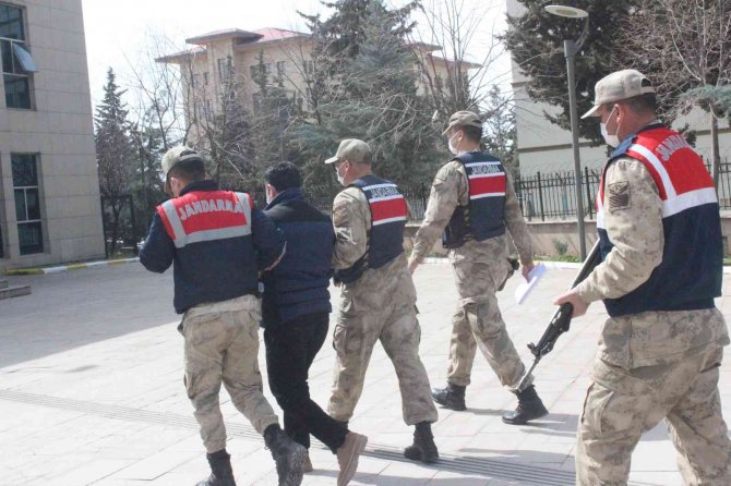 Jandarma 1 Ayda 27 Faili Meçhul Suç Aydınlatıldı