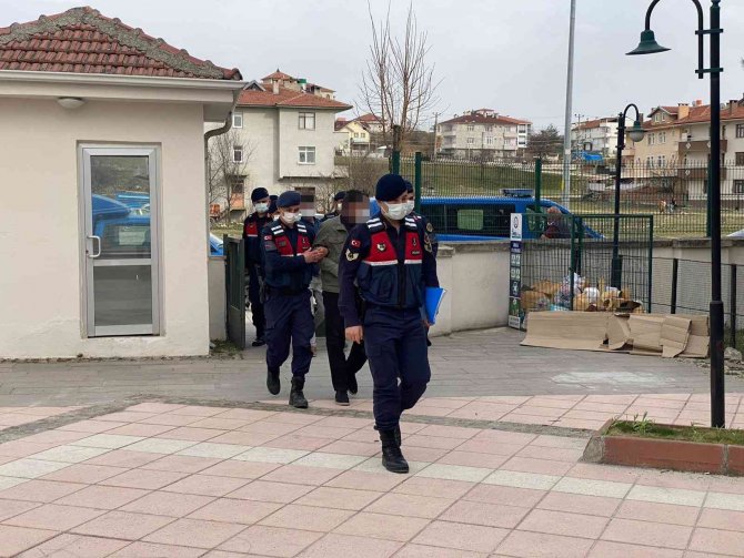 Akrabalar Arasındaki Silahlı Kavgaya Karışan 2 Kişi Tutuklandı