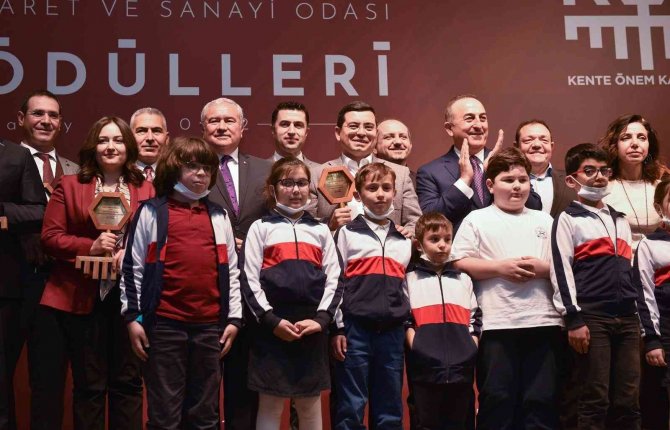 Antalya Bilim Merkezi’ne ‘Bilim Dalı Ödülü’
