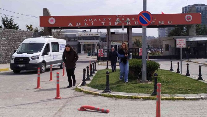 Sokak Ortasında Vurulan Genç Kızın Cenazesi Adli Tıp Kurumu’ndan Alındı