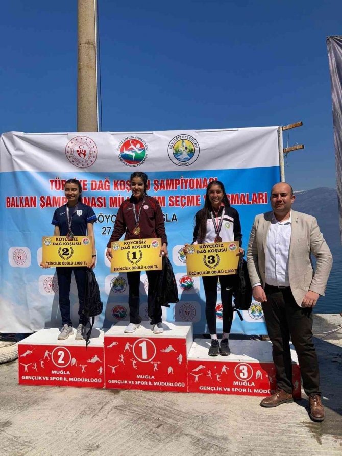 Dilan Çukurcam Ve Gamze Altuntaş Romanya’da Türkiye’yi Temsil Edecek