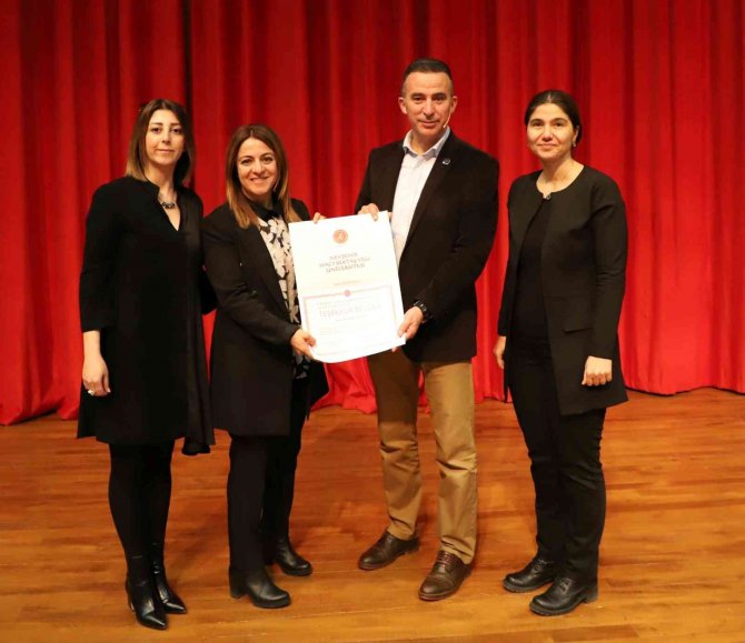 Nevü’de ’Kruvaziyer Turizmi Ve Turizmde Yurt Dışı İ̇ş Olanakları’ Konulu Konferans Düzenlendi