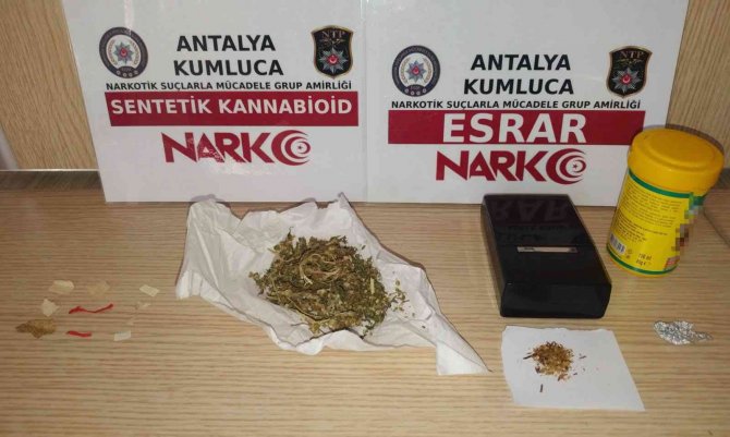 Uyuşturucu Ticaretine 8 Tutuklama