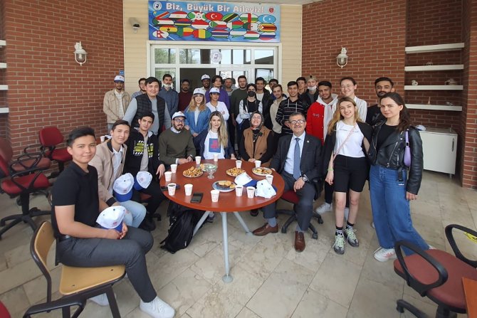 Rektör Yardımcısı Kısaç, Padam Öğrencileri İle Bir Araya Geldi