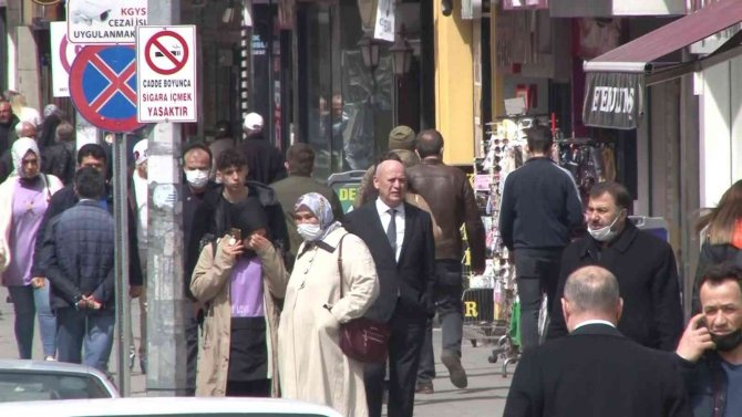 Korona Virüsten 25 Gün Yoğun Bakımda Kalan Çift O Günleri Anlattı