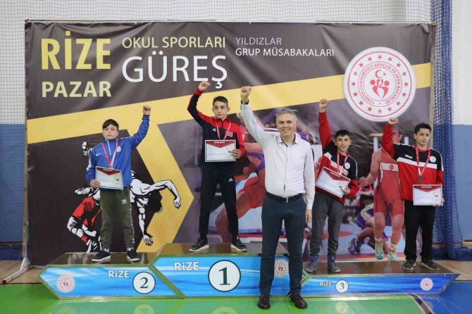 Rize’de Güreş Yıldızlar Grup Birinciliği Müsabakaları Sona Erdi