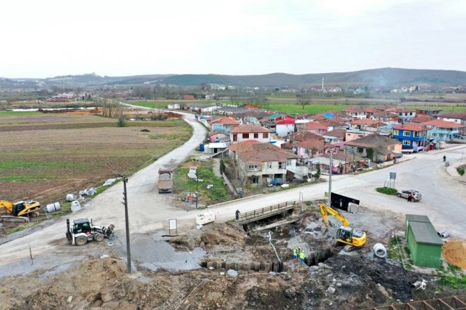 Büyükşehir’den, Söğütlü’ye 10 Milyon Tl’lik Altyapı Yatırımı