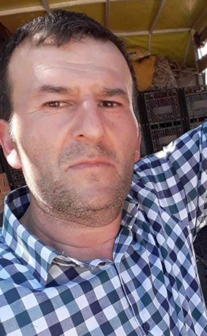 Telefonunu Uzattığı Şahıstan Ambulansı Aramasını İstedi, Hastaneye Gidemeden Hayatını Kaybetti