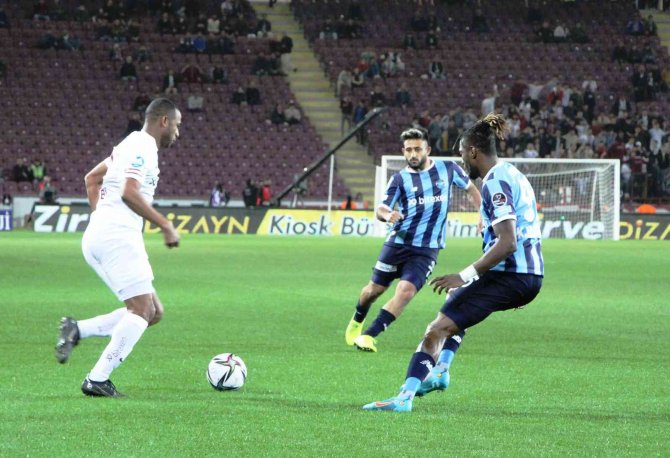 Spor Toto Süper Lig: Atakaş Hatayspor: 0 - Adana Demirspor: 0 (Maç Devam Ediyor)