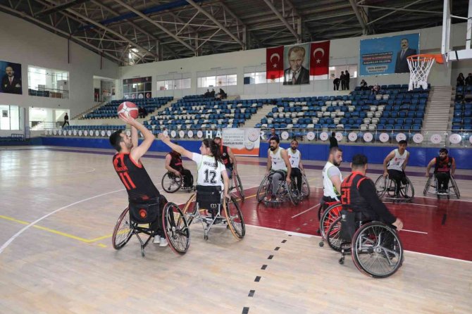 Sümbül Engelliler Rakip Tanımıyor