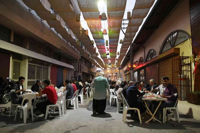 Tarsus Belediyesinden Halk Restoranda Her Gün Ücretsiz İftar Yemeği