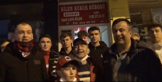 Tki̇ Tavşanlı Linyitspor’a Deplasman Dönüşü Coşkulu Karşılama